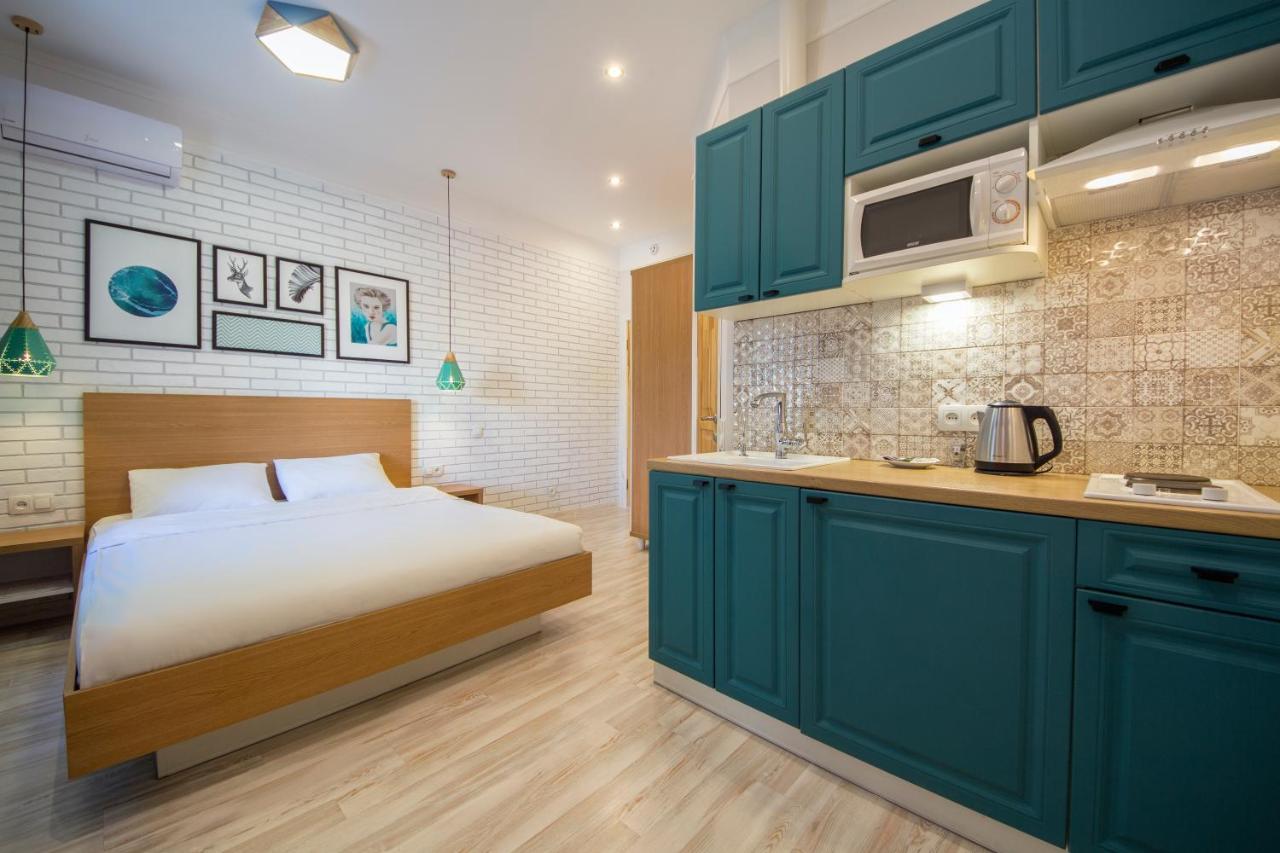 Design Apartments On Velyka Vasylkivska 42 Kiev Buitenkant foto