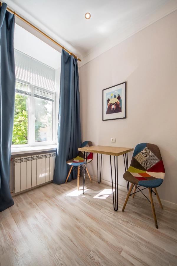Design Apartments On Velyka Vasylkivska 42 Kiev Buitenkant foto