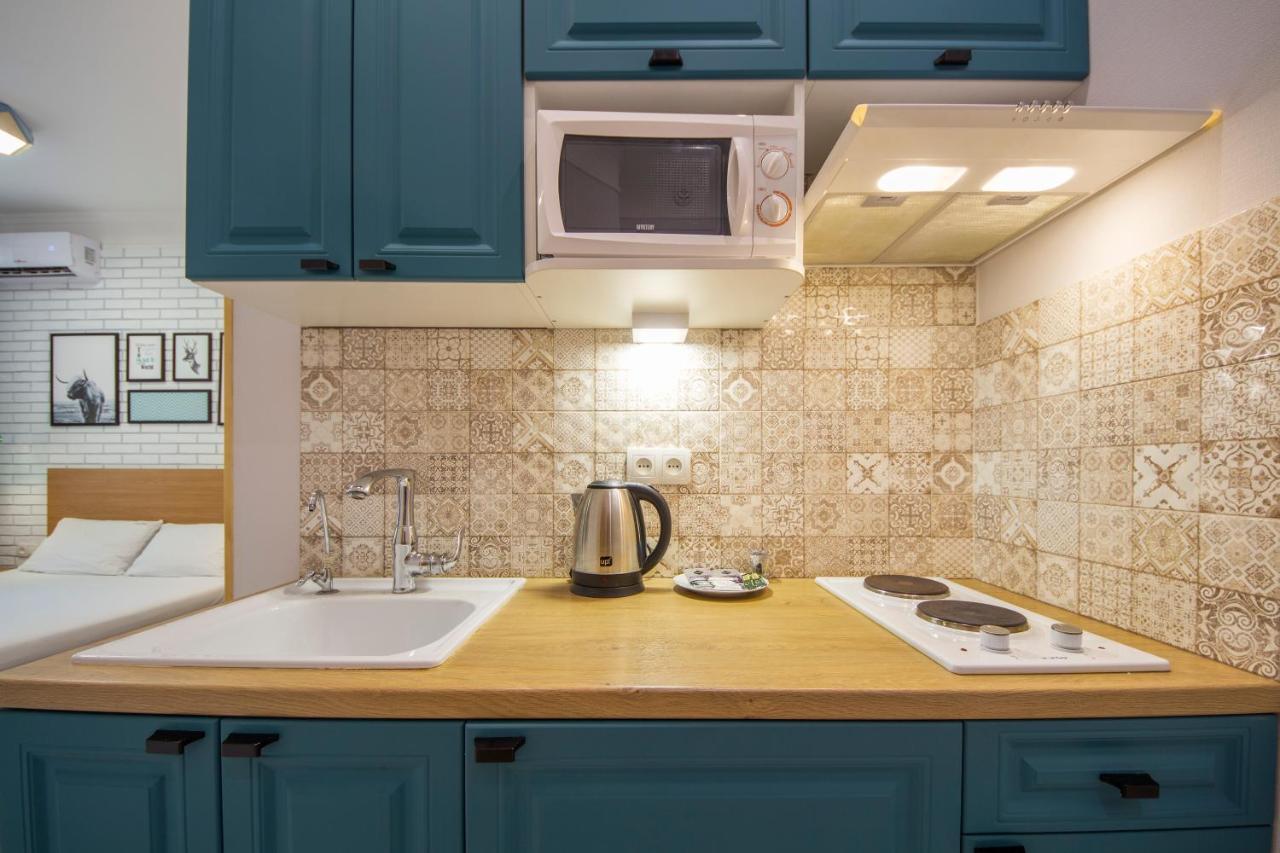 Design Apartments On Velyka Vasylkivska 42 Kiev Buitenkant foto
