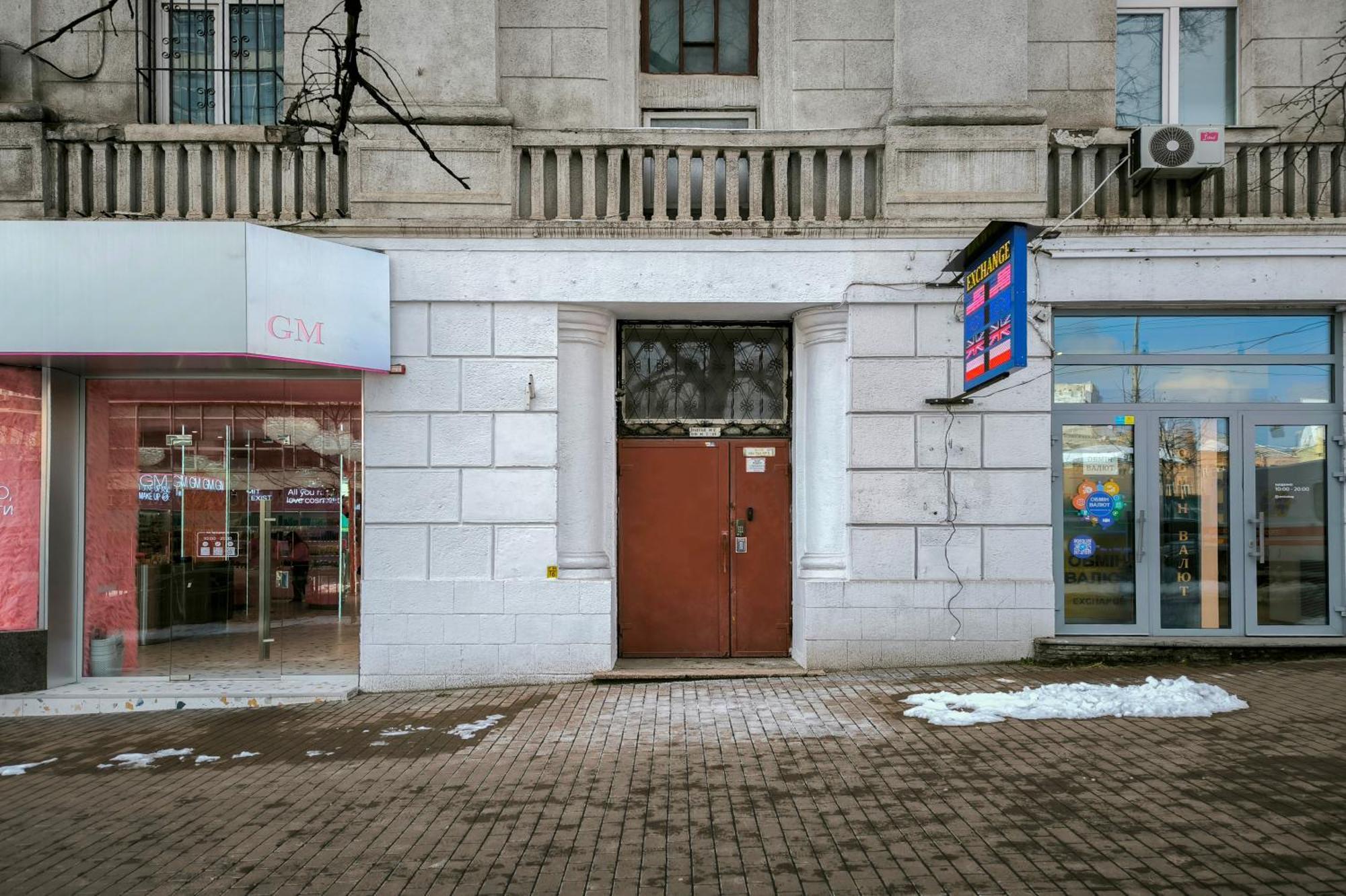 Design Apartments On Velyka Vasylkivska 42 Kiev Buitenkant foto
